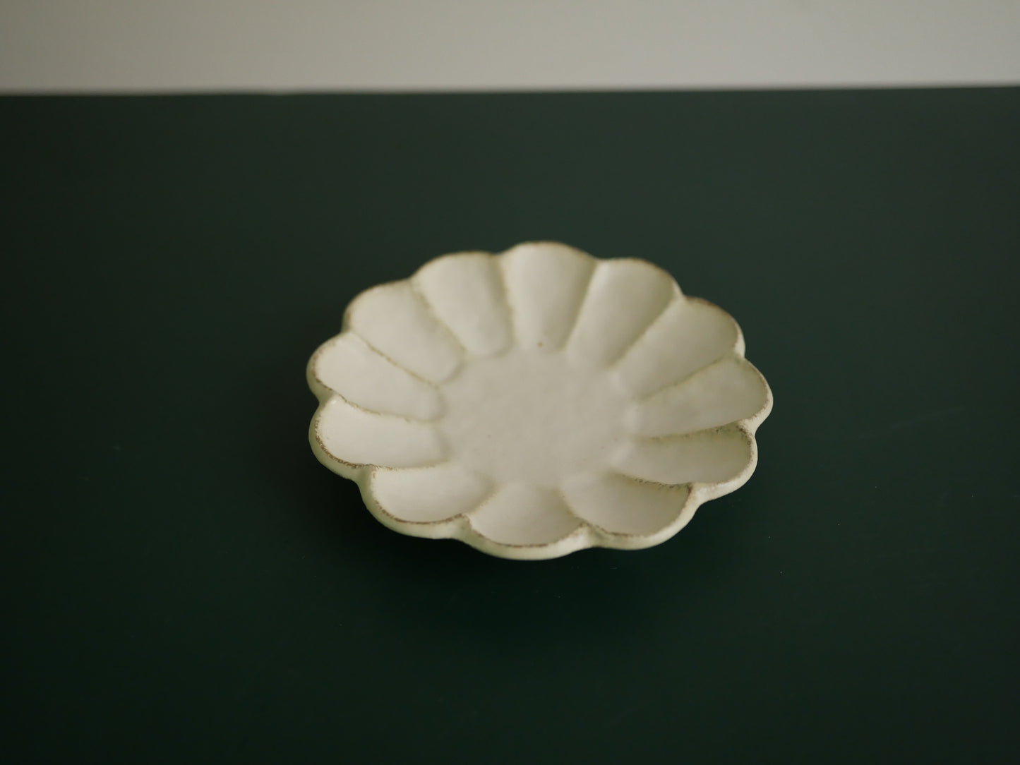 Kaneko Kohyo Rinka Flower Plate