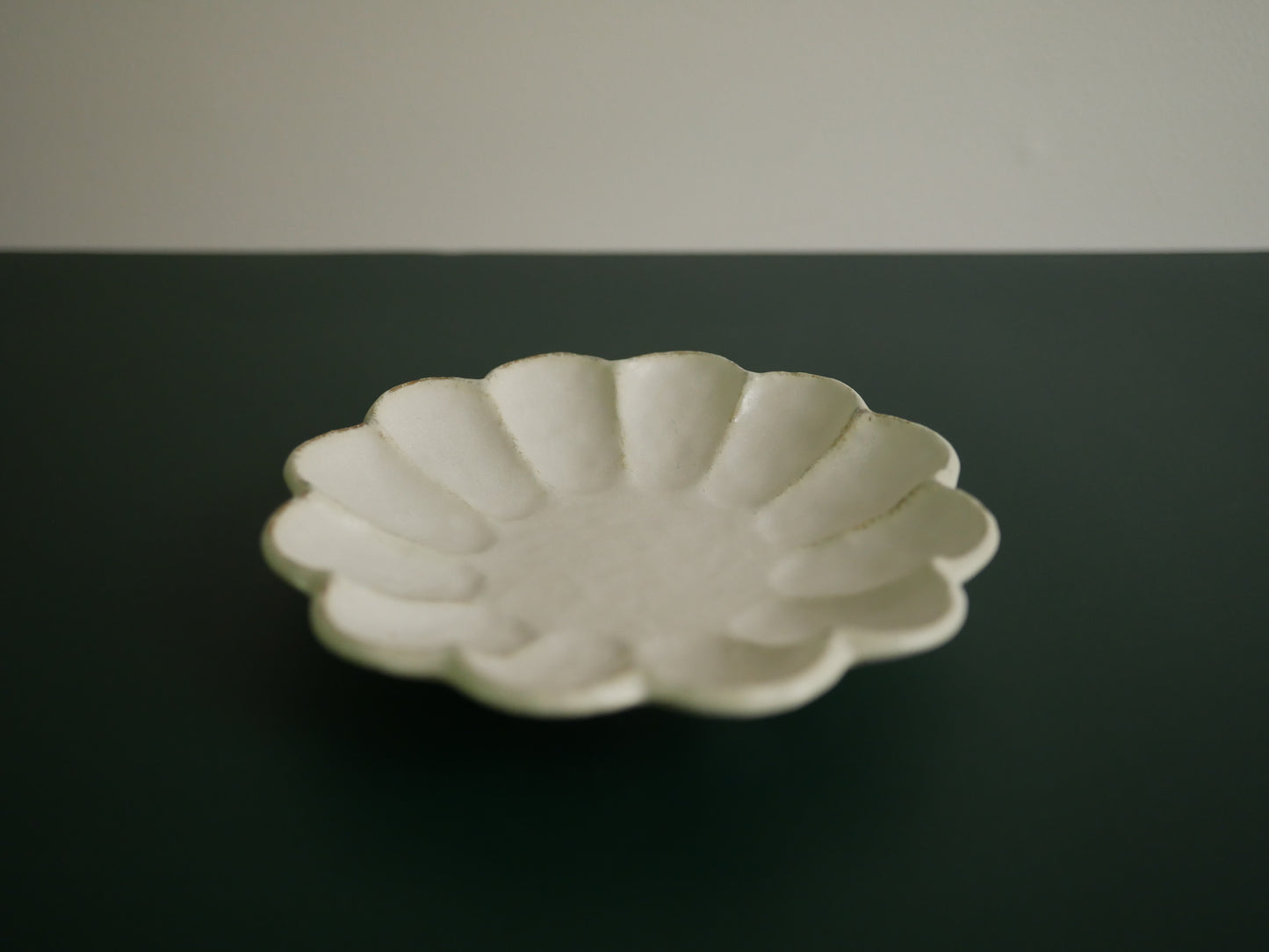 Kaneko Kohyo Rinka Flower Plate