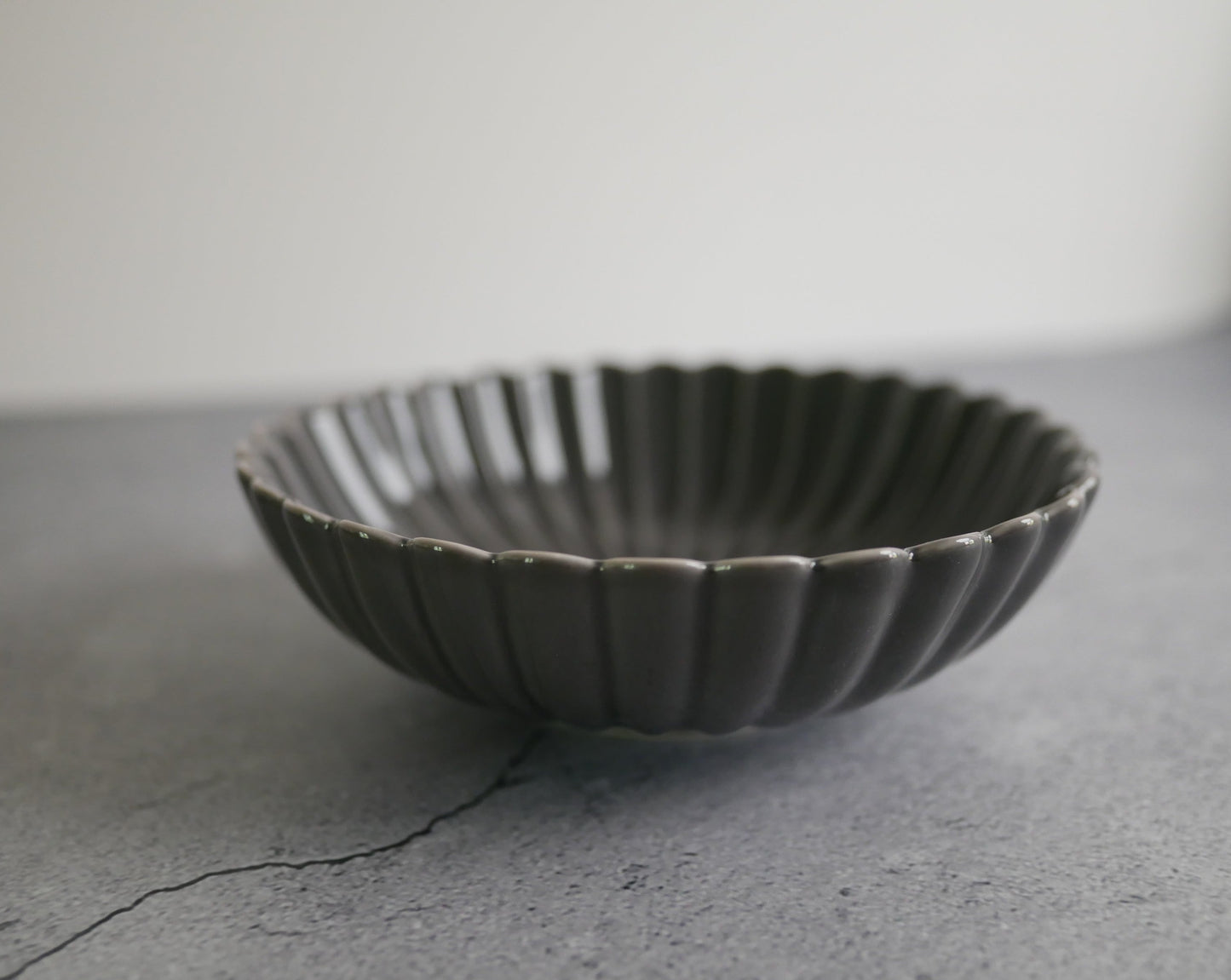 Hasami-ware Chrysanthemum Bowl