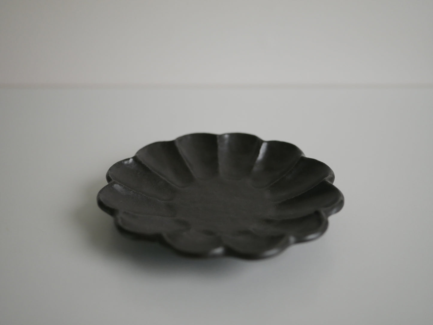 Kaneko Kohyo Rinka Flower Plate