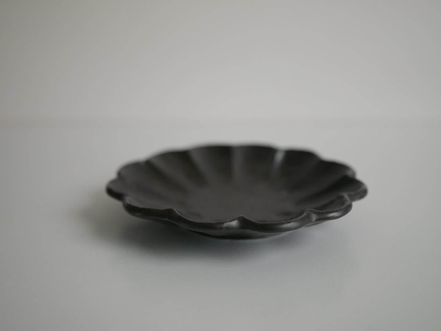 Kaneko Kohyo Rinka Flower Plate