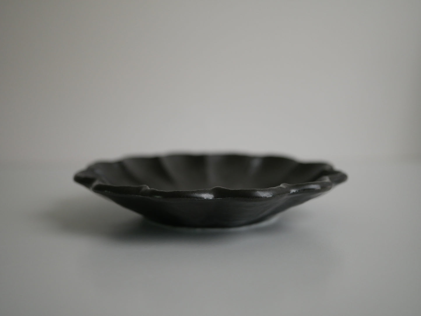 Kaneko Kohyo Rinka Flower Plate