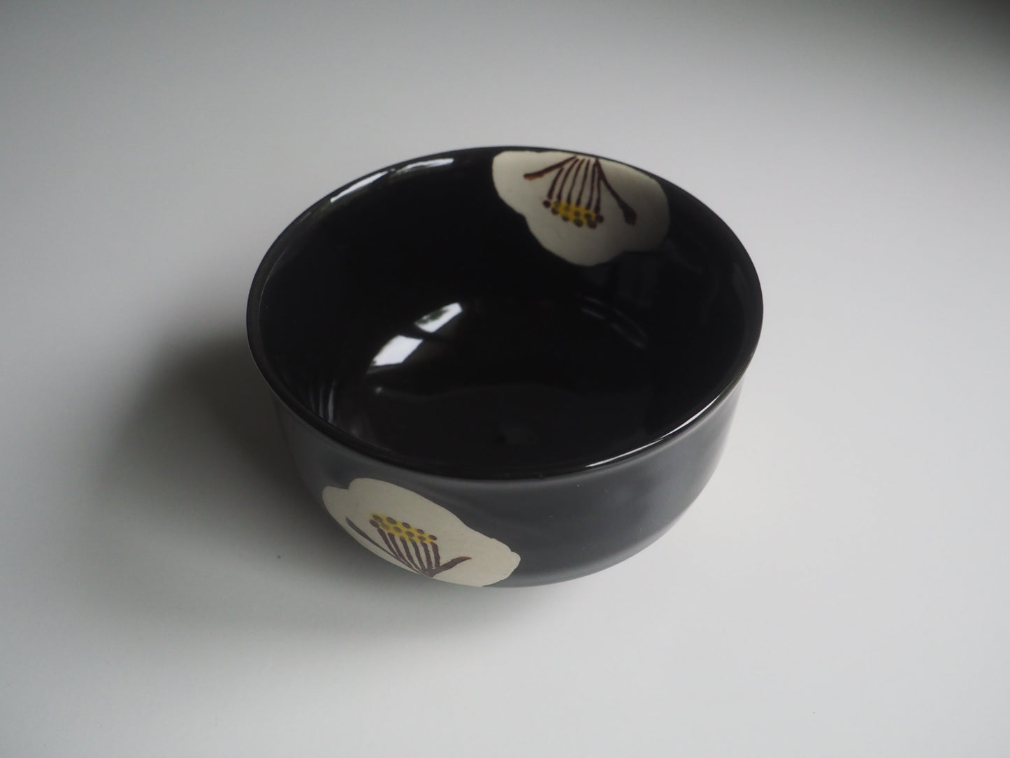 Seto-ware Camellia Matcha Bowl