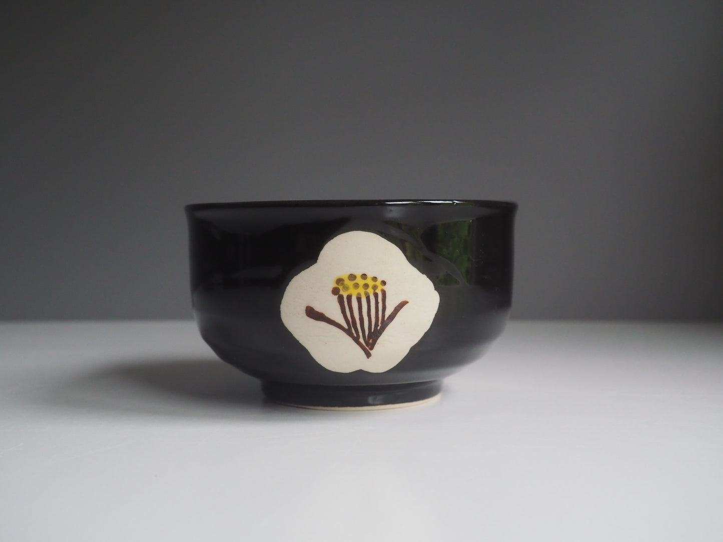 Seto-ware Camellia Matcha Bowl